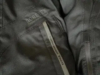 Held MC dragt str. 52 - Gore Tex og coldblack®