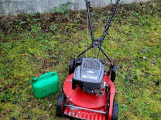 Klippo plæneklipper sælges