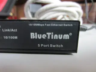 Blue Tinum 5 Port Switch