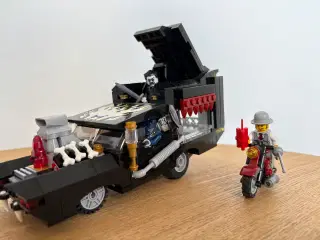 LEGO Monster Fighters – The Vampyre Hearse (9464) 