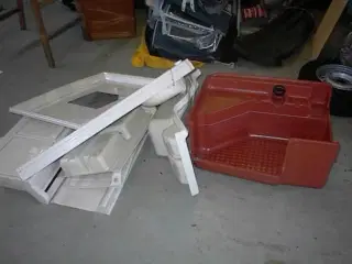 Hobby toilet inventar.