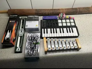 Stort parti musikudstyr 