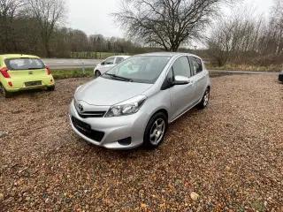 Toyota Yaris 1,0 VVT-i T2 Touch