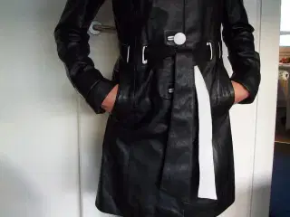 Sort frakke 