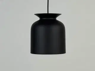 GUBI Ronde Pendel – Sort Ø20 cm