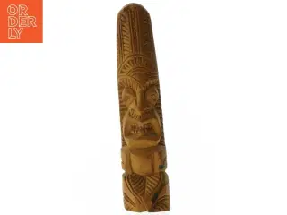 Udskåret træfigur (str. 27 cm)