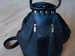Posetaske i sort læder