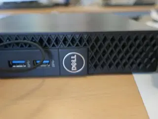 HP 22" skærm m. tastatur SynchMaster 2243 (PC medfølger ikke)