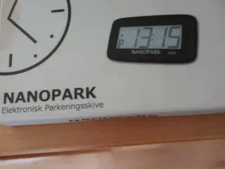 Nanopark parkeringssensor til forrude