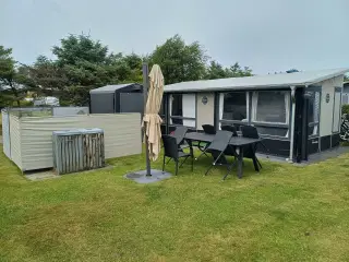 Campingvogn med Villa fortelt