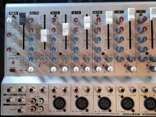 Behringer MXB 1002 Mixer