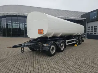 EUROTANK 4 Akslet, Tankopbygning