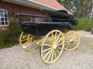 Charabanc - total renoveret i meget fin stand