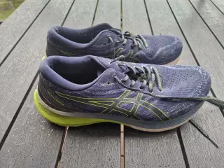 Sælger Asics Gel Kayano 29 løbesko, str. 45