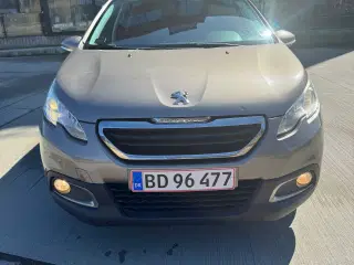 Flot velholdt nysynet Peugeot 2008 1.6 Ehdi