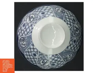 2 skåle porcelæn med blåt mønster (str. Ø 12 cm)