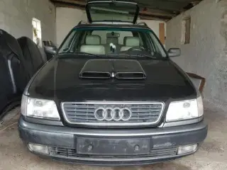 Audi A6 Costum Motorhjelm 