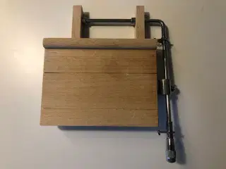 Osteskærer i træ - "ostemik"