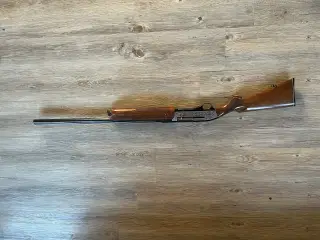 Nikke Shadow F1 halvautomat