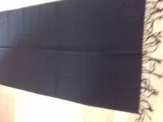 Stort sort sjal/tørklæde 