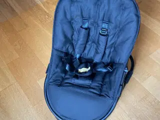 Skråstol, babys første stol