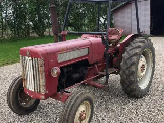 Traktor KØBES