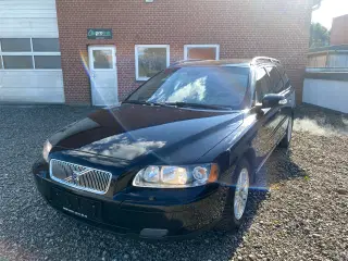 Volvo V70 2,4 Momentum 140HK Stc