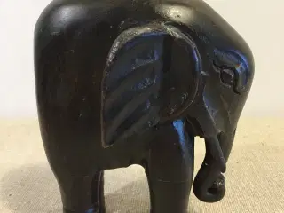 Fin træ elefant 