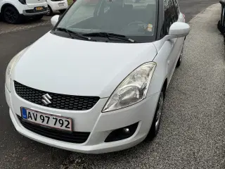 Lille velkørende pendlerbil