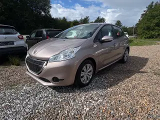 Peugeot 208 1,2 VTi Allure
