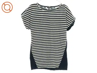 T shirt fra D-Xel (Str. 12 år)