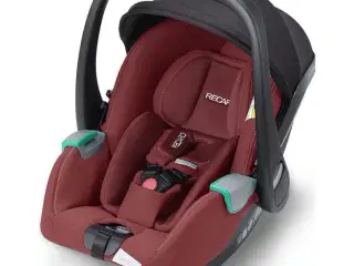 Recaro autostol Avan Iron Red