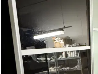 Skydedøre  sort glas