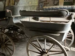 Charabanc hestevogn