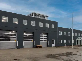 1510-1: Valseholmen 11 – 1885 m2