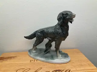 Porcelæn hund