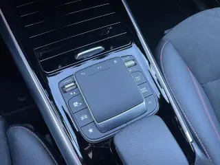 Mercedes EQA300  AMG Line 4Matic
