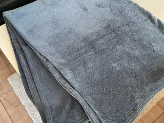 IKEA sengetæppe 150x250 cm.