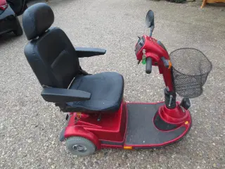 El scooter M/ Lader
