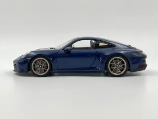 2021 Porsche 911 GT3 Touring Package 992.2 - 1:18