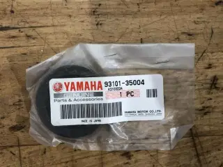 YAMAHA OIL SEAL