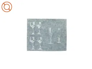Holmegårds glas fra Holmegaard (str. 3 x 13 x 5)