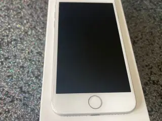 iPhone  7 silver  32 g