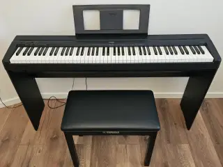 Yamaha P45 Piano i Perfekt Stand
