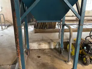 Big bag silo