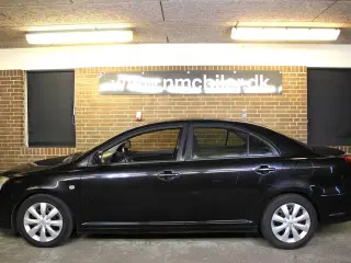 Toyota Avensis 1,8 VVT-i Sol