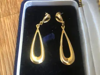 18 karat guld øreringe ( dråbe)