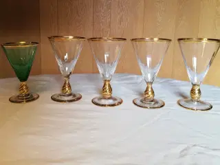 Ida glas med forgyldning fra Holmegaard Glasværk