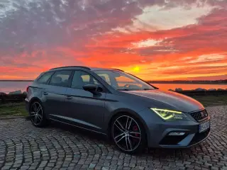 Seat Leon 2,0 TSi 300 Cupra ST DSG