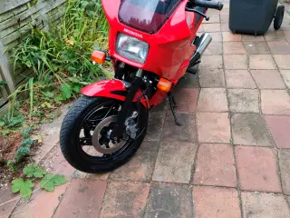 Honda VF500